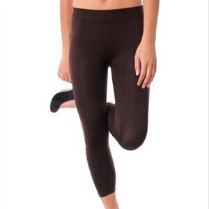 Calf-length leggings
